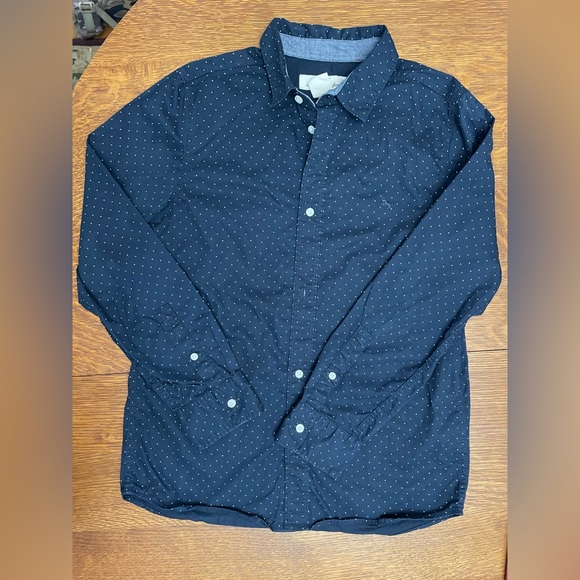 Like New Button Down Shirt Size 11-12 boys - Picture 1 of 1